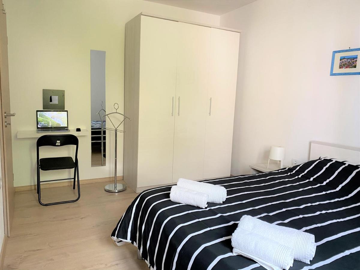 Apartment Punta Premantura E With Garden Eksteriør bilde